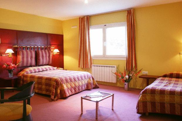 Hotel Les Colonnes Strasbourg Zenith Eckbolsheim Zimmer foto